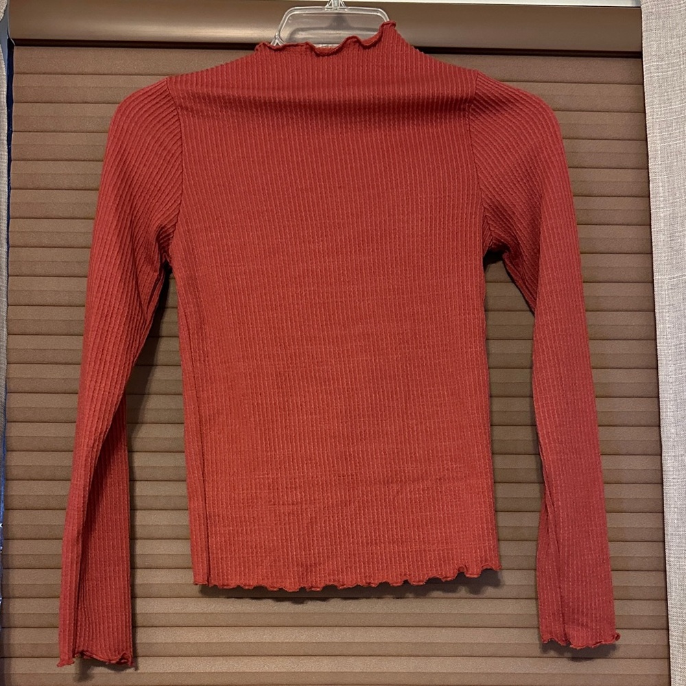 Women's Red Ribbed Turtleneck Top